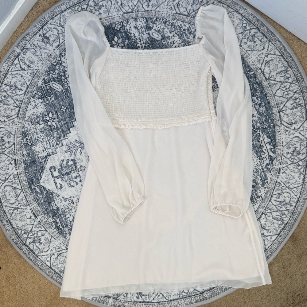Aritzia Wilfred Smocked Chiffon Dress - Size 4